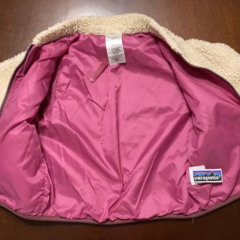 Patagonia Kids Cream Sherpa Fleece Jacket with Pink Trim
